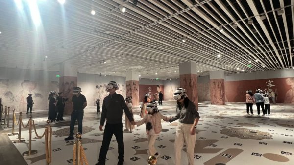 炒股配资网站有 科技绘新景：国庆中秋假期里的文旅“智”变