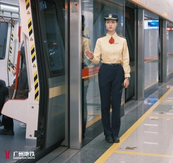 线上配资炒股网站 列车停站时间是如何定的